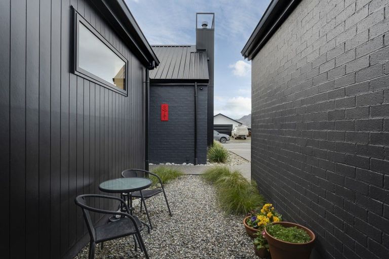 Photo of property in 7 Hatters Lane, Mount Pisa, 9383