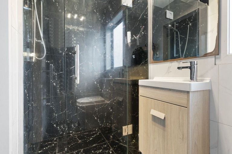 Photo of property in 87a Oxford Terrace, Epuni, Lower Hutt, 5011