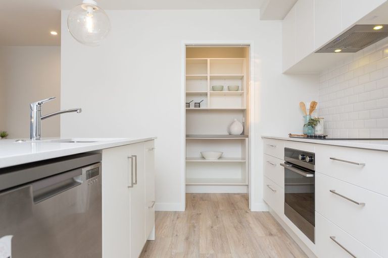 Photo of property in 41 Saint Pauls Drive, Brookfield, Tauranga, 3110