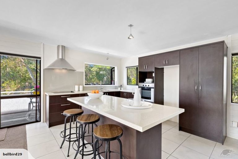 Photo of property in 29 Bellbird Rise, Murrays Bay, Auckland, 0630