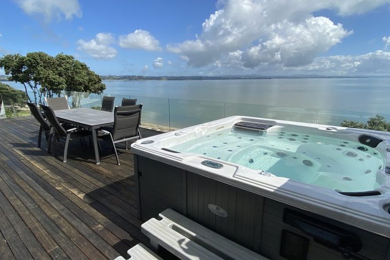 Photo of property in 121 Torkar Road, Clarks Beach, 2122