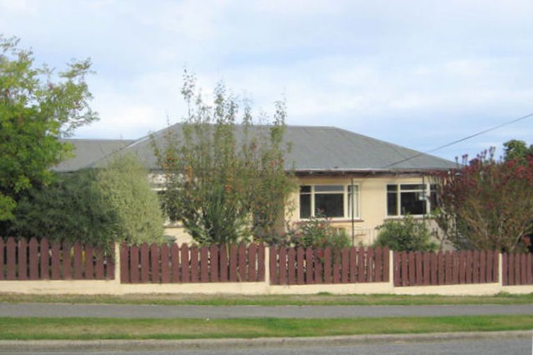 Photo of property in 1 Stuart Street, Holmes Hill, Oamaru, 9401