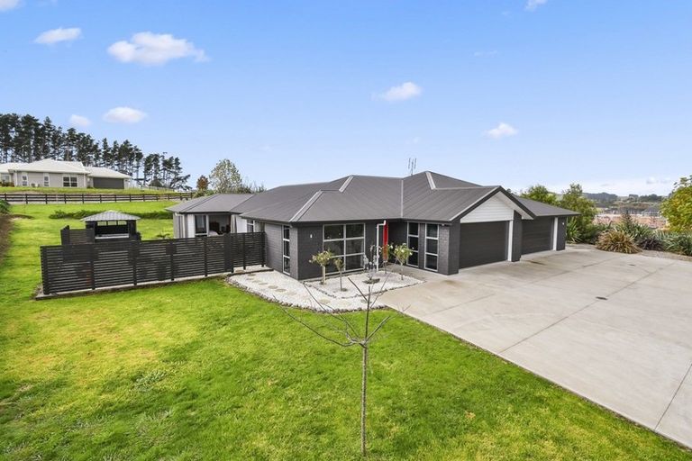 Photo of property in 69 Mcintosh Drive, Pokeno, 2471