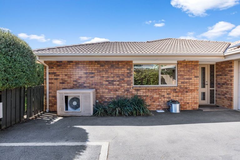 Photo of property in 432c Harewood Road, Harewood, Christchurch, 8051