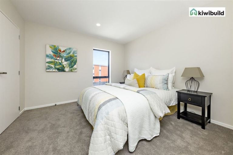 Photo of property in 73 Walsh Road, Papakura, 2110