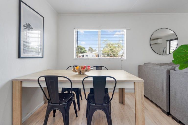 Photo of property in 16 Moki Place, Ruakaka, 0116