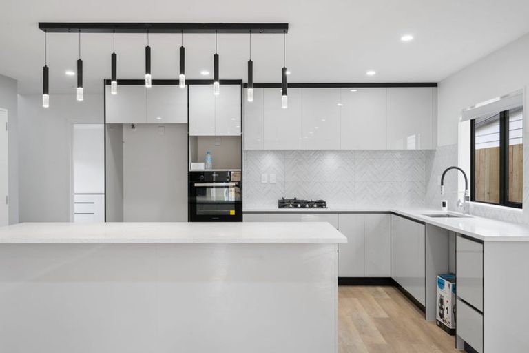 Photo of property in 8 Corin Avenue, Manurewa, Auckland, 2102