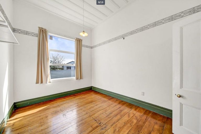 Photo of property in 176 Glover Road, Hawera, 4610