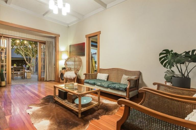 Photo of property in 72 Asquith Avenue, Mount Albert, Auckland, 1025