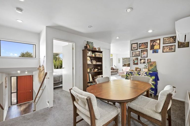 Photo of property in 12 Lavender Close, Spotswood, New Plymouth, 4310