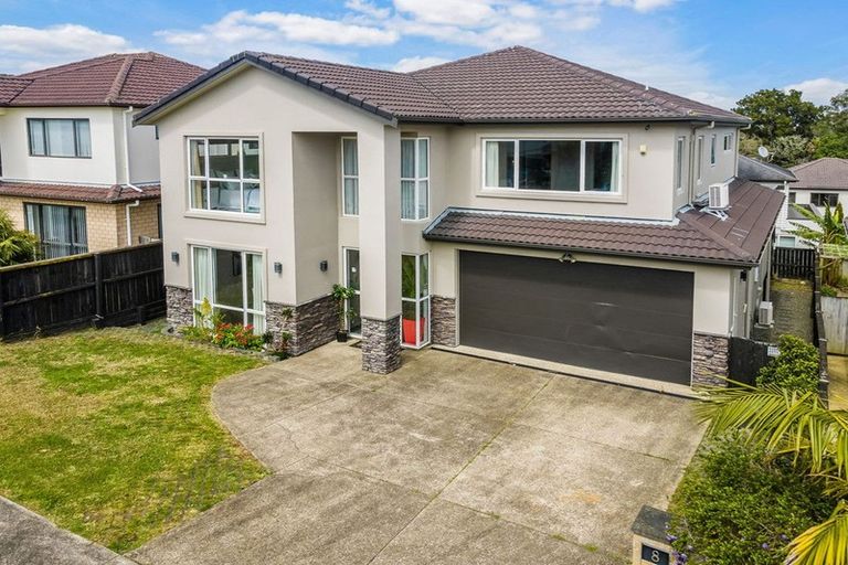 Photo of property in 8 Andy Crescent, Flat Bush, Auckland, 2016