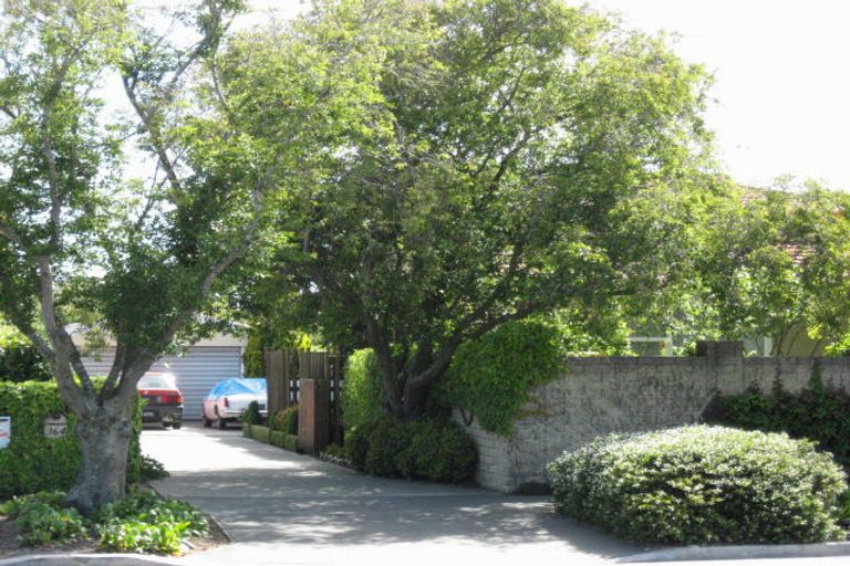 Photo of property in 364 Yaldhurst Road, Russley, Christchurch, 8042