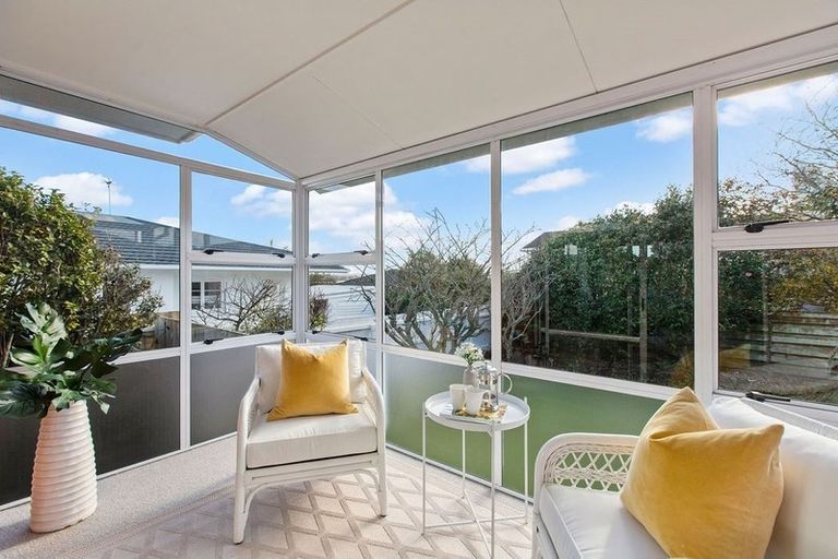 Photo of property in 2/9 Esmonde Road, Takapuna, Auckland, 0622