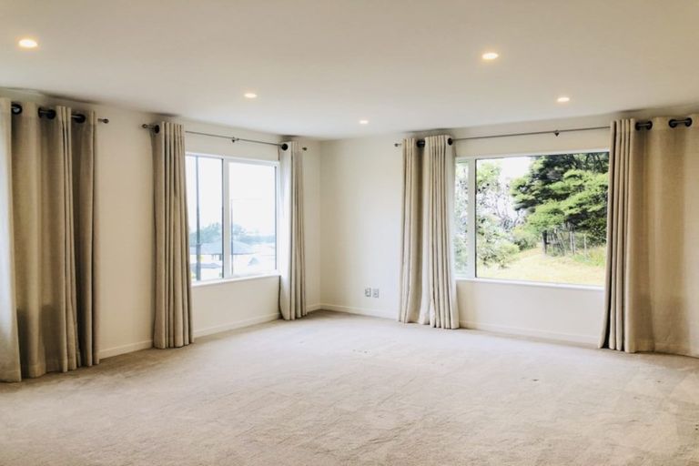 Photo of property in 63 Wainui Road, Silverdale, 0932