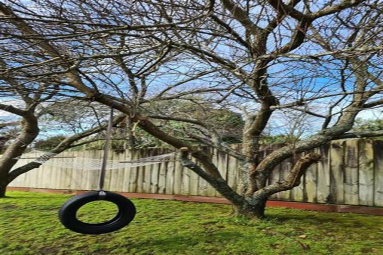 Photo of property in 4 Antonia Place, Bell Block, New Plymouth, 4312