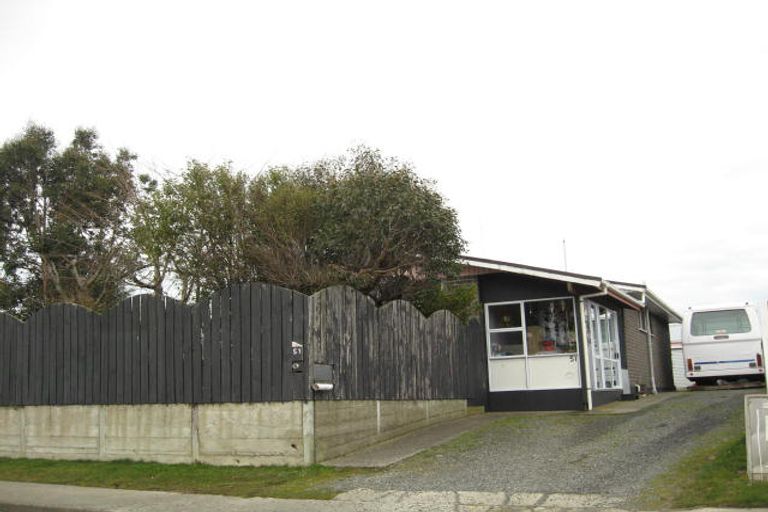 Photo of property in 51 Dundee Street, Strathern, Invercargill, 9812