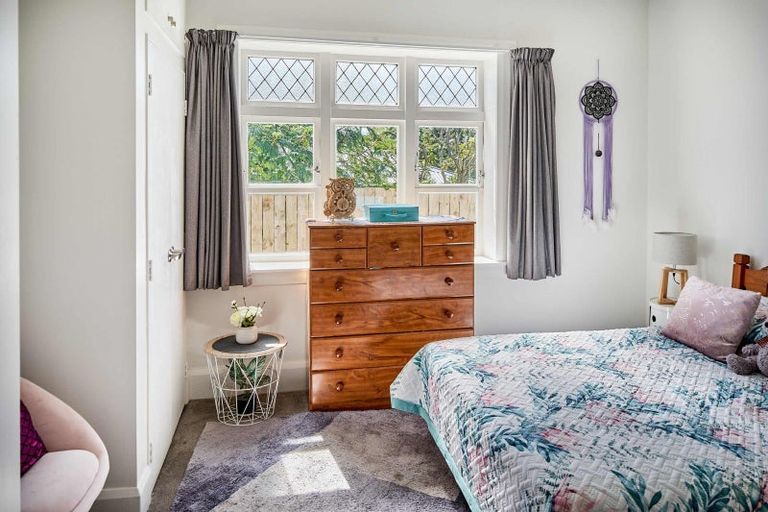 Photo of property in 27 Awatea Street, Ranui, Porirua, 5024