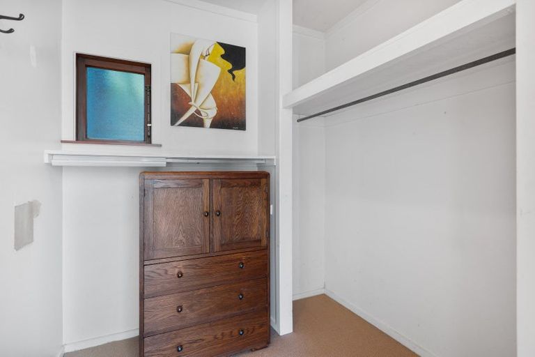 Photo of property in 75 Morley Street, New Plymouth, 4310