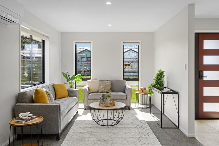 Photo of property in 17 John Holmes Road, Halswell, Christchurch, 8025