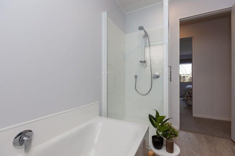 Photo of property in 57 Belvedere Avenue, Waikanae, 5036