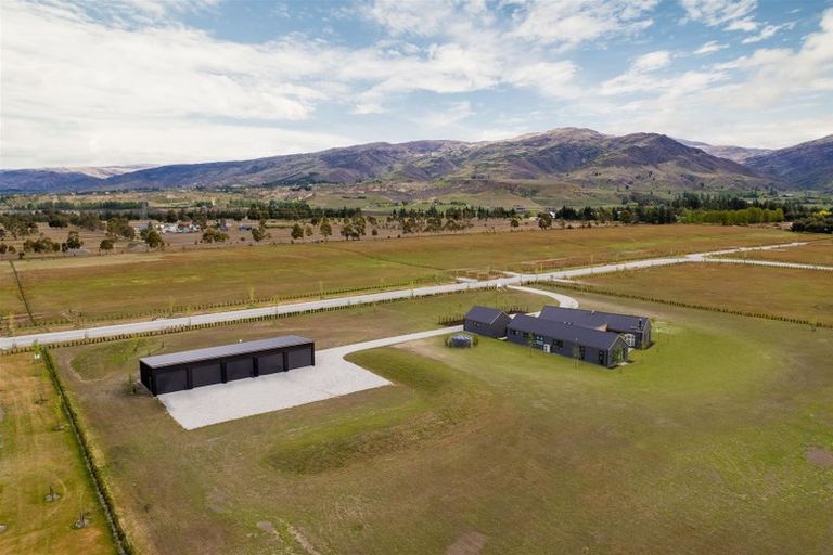 Photo of property in 77 Stone Drive, Cromwell, 9384