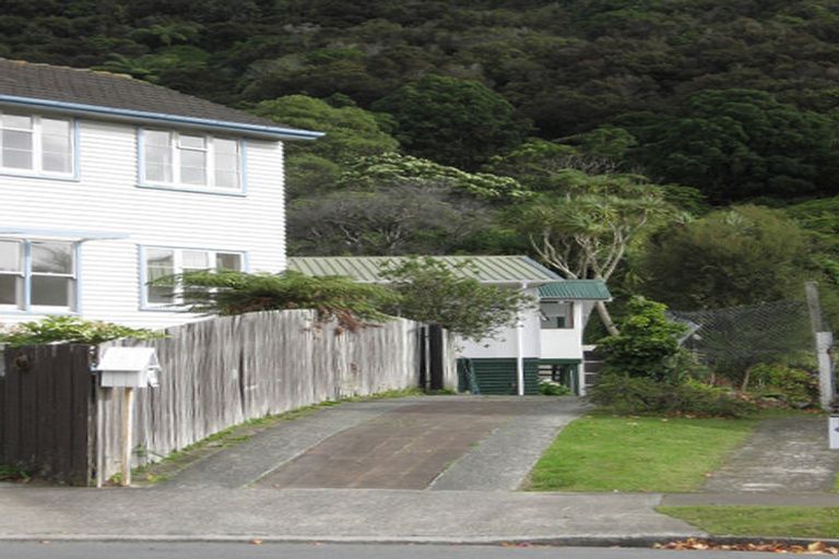 Photo of property in 13a Boyd Grove, Naenae, Lower Hutt, 5011