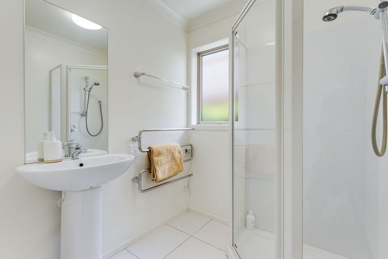 Photo of property in Totara Grove, 2/115 Grove Street, The Wood, Nelson, 7010