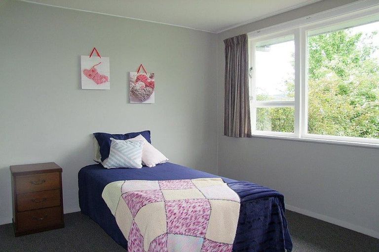 Photo of property in 24 Leman Street, Milton, 9220