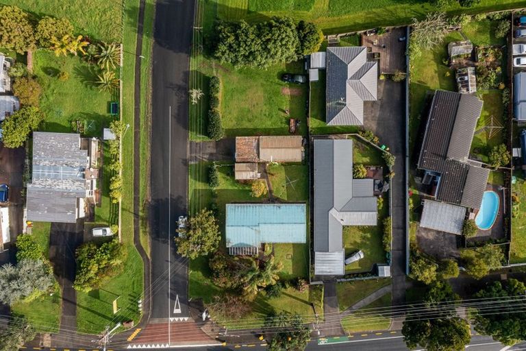 Photo of property in 490 Don Buck Road, Massey, Auckland, 0614