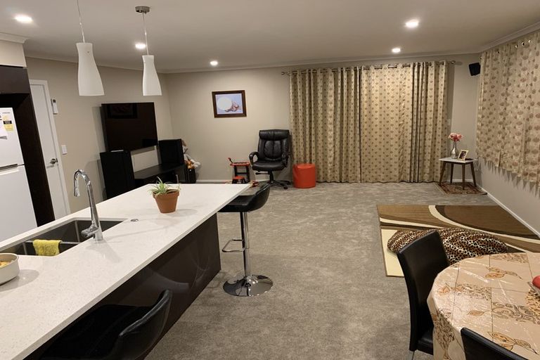 Photo of property in 14 Ivy Lane, Kelvin Grove, Palmerston North, 4414