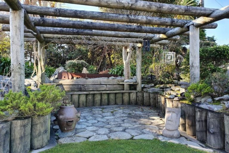 Photo of property in 112 Main South Road, Karoro, Greymouth, 7805