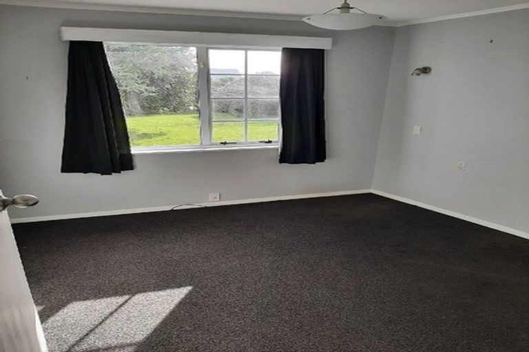 Photo of property in 70 Michael Road, Paraparaumu Beach, Paraparaumu, 5032