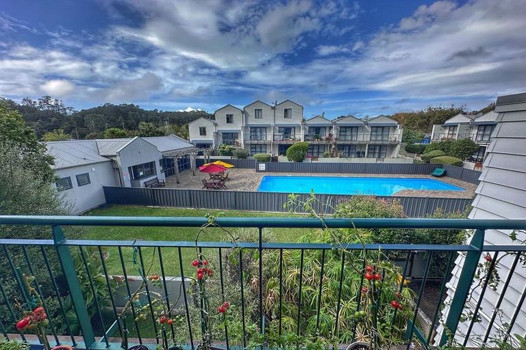 Photo of property in 29/5 Carolina Place, Albany, Auckland, 0632