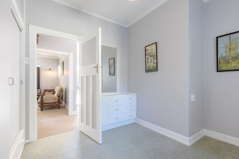 Photo of property in 5 Ruataniwha Street, Waipukurau, 4200