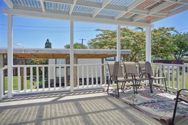 Photo of property in 3a Seddon Street, Te Puke, 3119