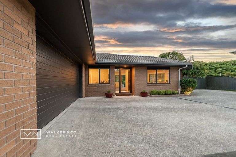 Photo of property in 65 Percy Kinsman Crescent, Riverstone Terraces, Upper Hutt, 5018
