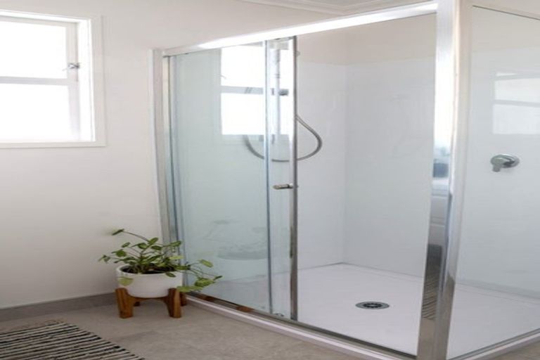 Photo of property in 4 Linklater Avenue, Bellevue, Tauranga, 3110