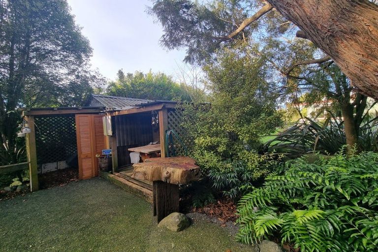 Photo of property in 223 Beach Road, Kaikoura, 7300