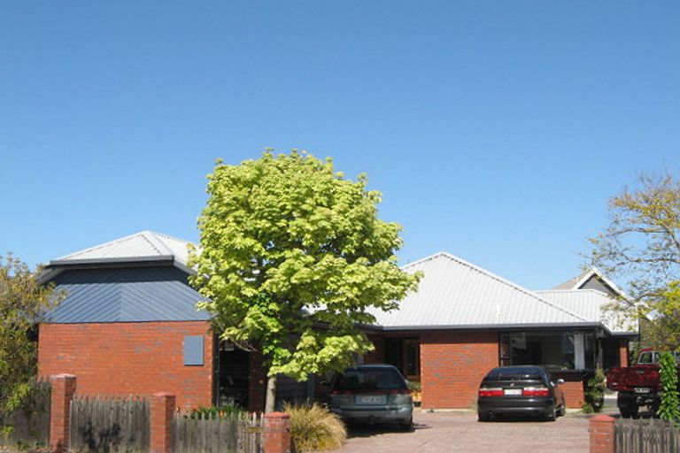 Photo of property in 29 Lowry Avenue, Redwood, Christchurch, 8051