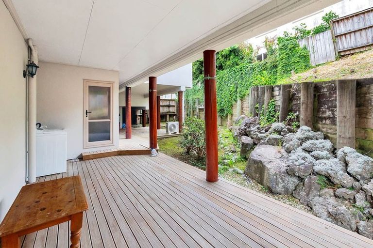 Photo of property in 17d Balmain Road, Birkenhead, Auckland, 0626