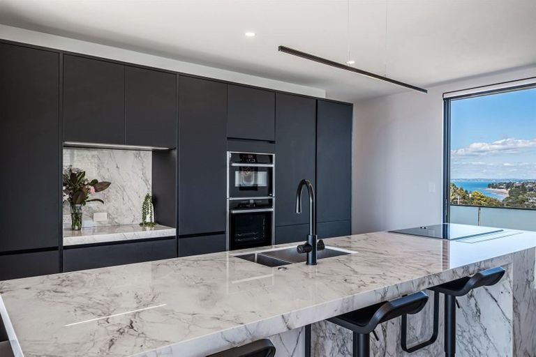 Photo of property in 11a Montgomery Avenue, Rothesay Bay, Auckland, 0630