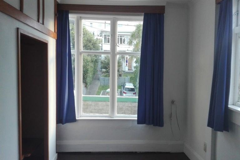 Photo of property in 71 Majoribanks Street, Mount Victoria, Wellington, 6011