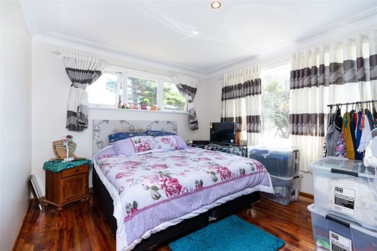 Photo of property in 2a Colin Street, Mangere, Auckland, 2022