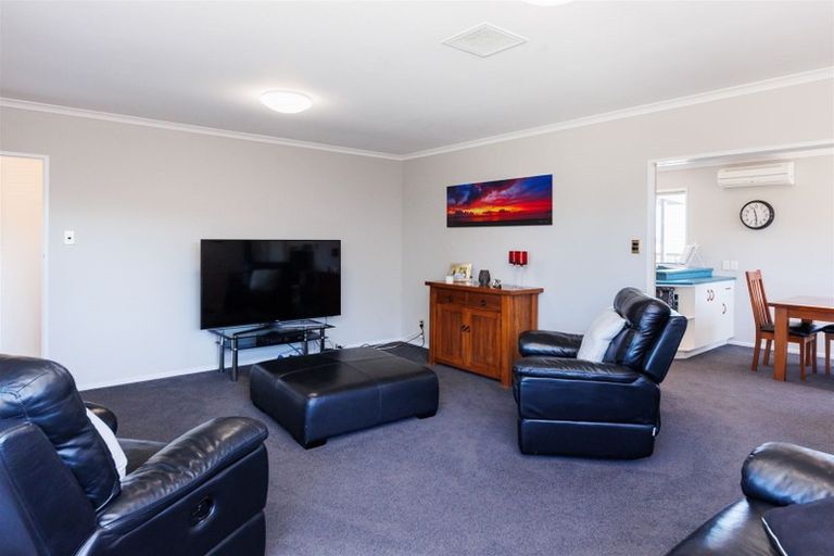 Photo of property in 125 Benmore Avenue, Cloverlea, Palmerston North, 4412