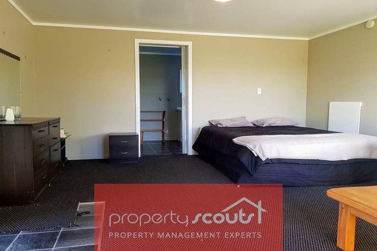 Photo of property in 39 Te Arei Road, Sentry Hill, New Plymouth, 4373