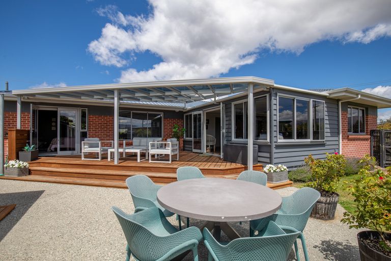 Photo of property in 1 Royal Terrace, Alexandra, 9320