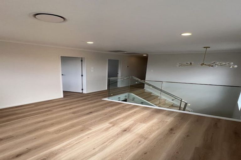 Photo of property in 82 Castlebane Drive, Flat Bush, Auckland, 2019