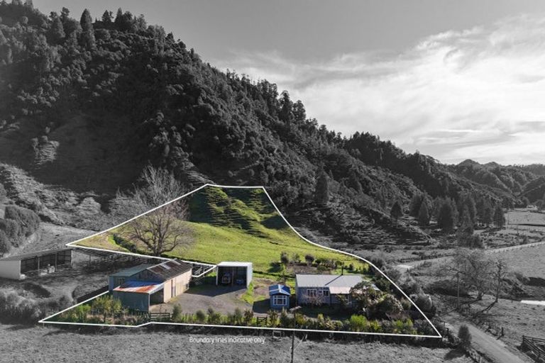 Photo of property in 254 Mangaonga Road, Ahititi, Urenui, 4378