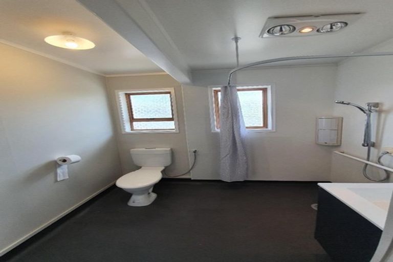 Photo of property in 1/35 Ashdown Place, Pahurehure, Papakura, 2113