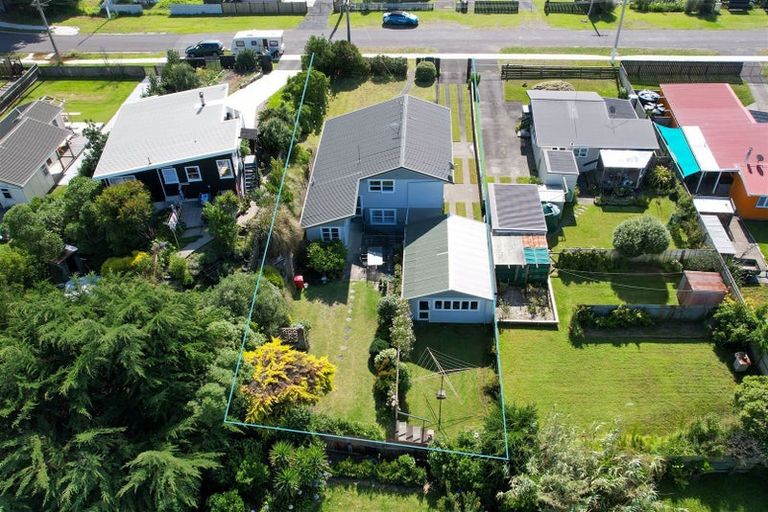 Photo of property in 74 Park Avenue, Waitarere Beach, Levin, 5510